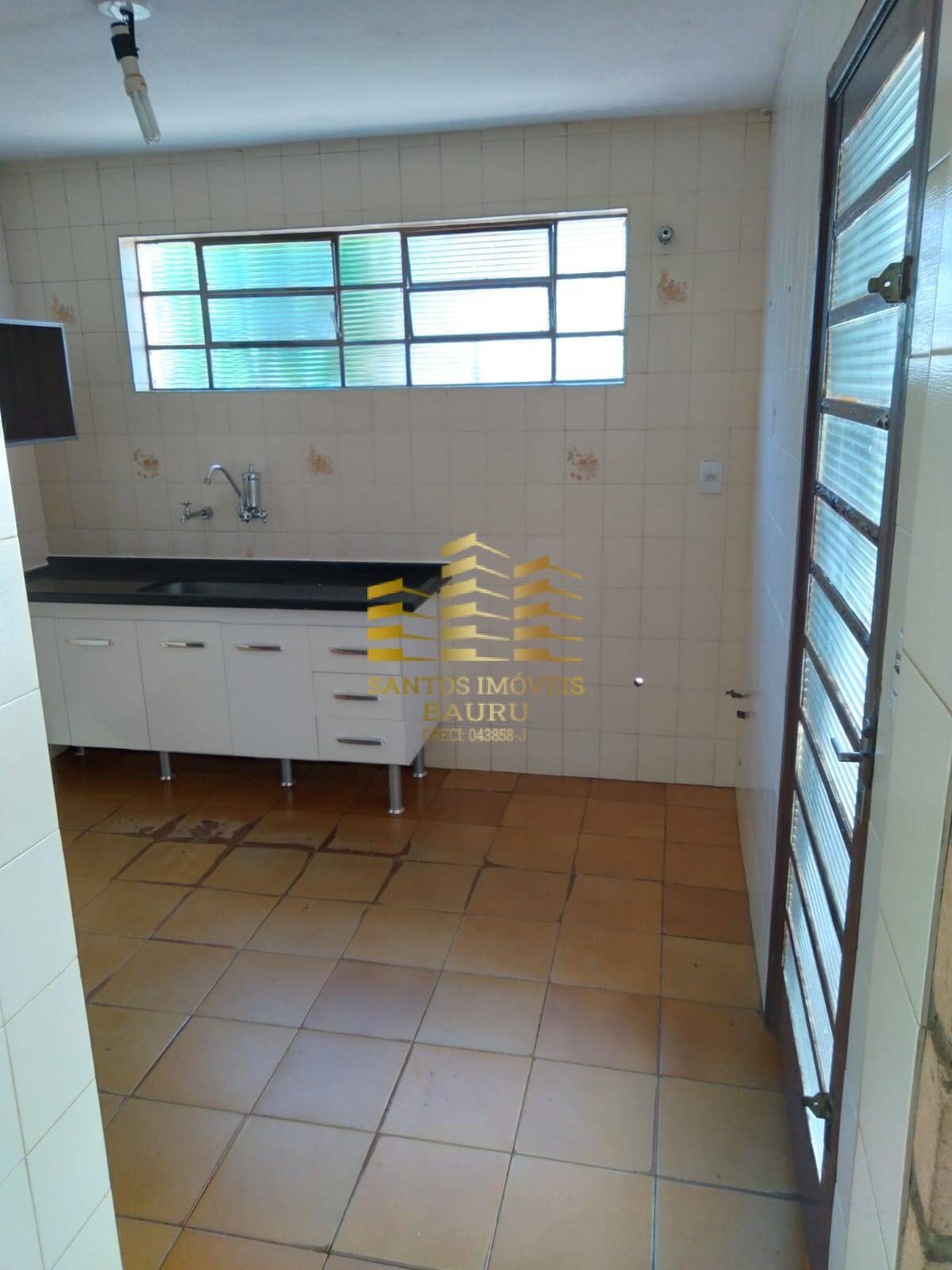 Casa à venda com 3 quartos, 160m² - Foto 7