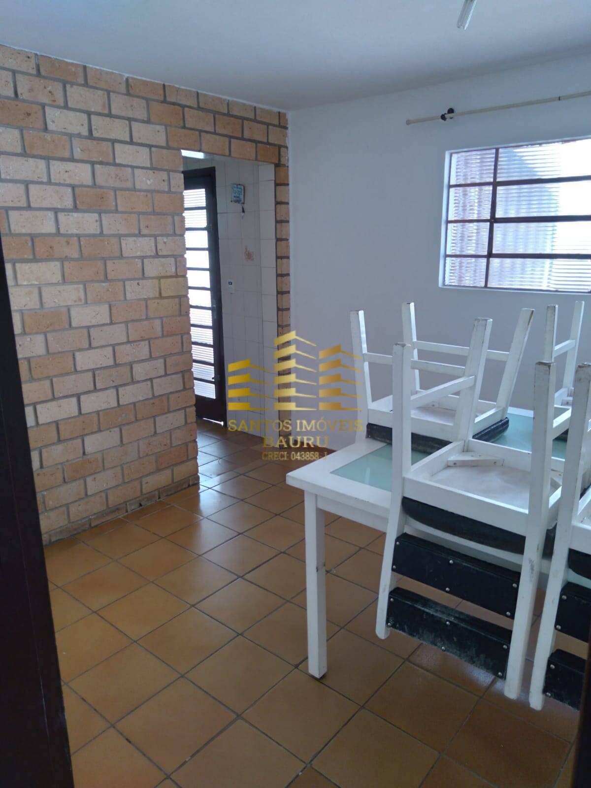 Casa à venda com 3 quartos, 160m² - Foto 4