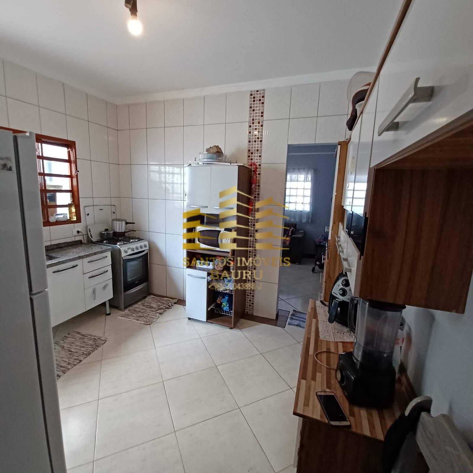 Casa à venda com 3 quartos, 100m² - Foto 3