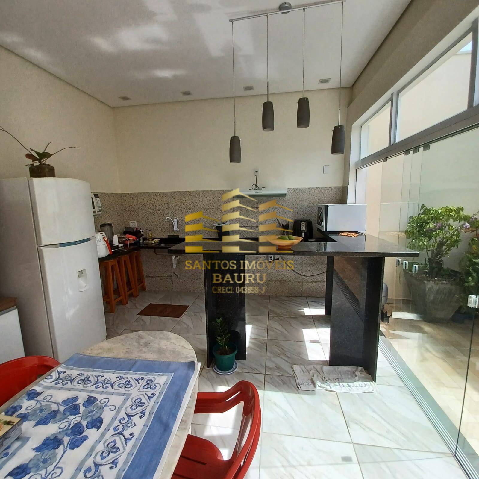 Casa à venda com 3 quartos, 170m² - Foto 5