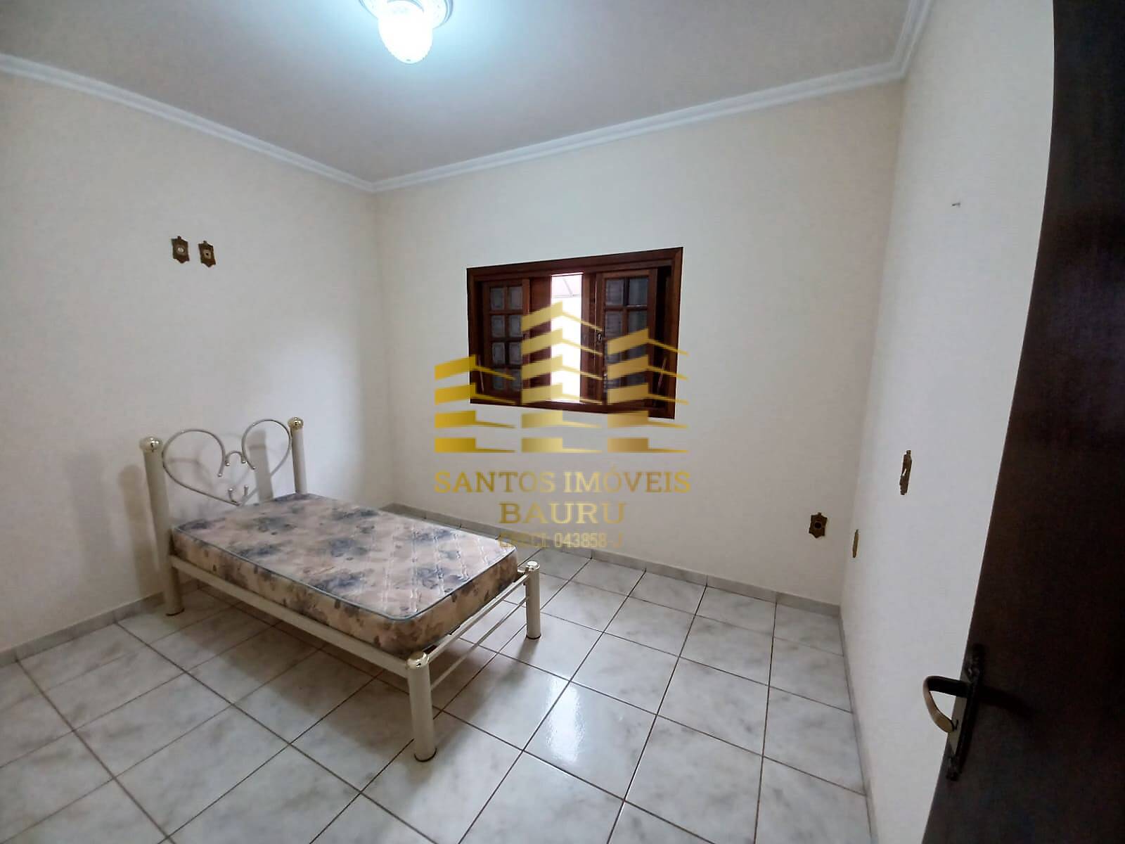 Casa à venda com 3 quartos, 130m² - Foto 16