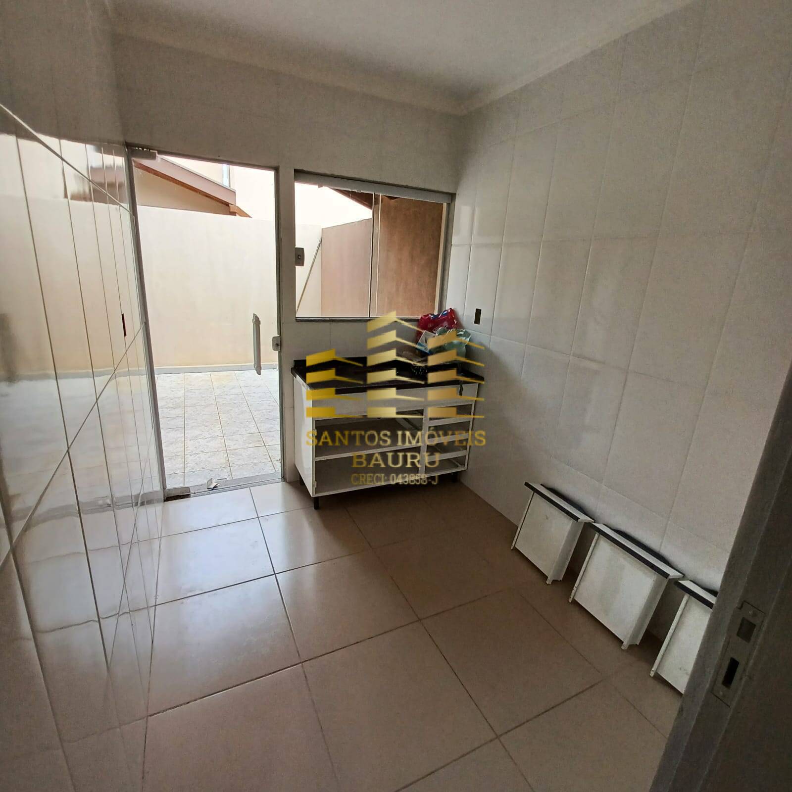 Casa à venda com 4 quartos, 140m² - Foto 7