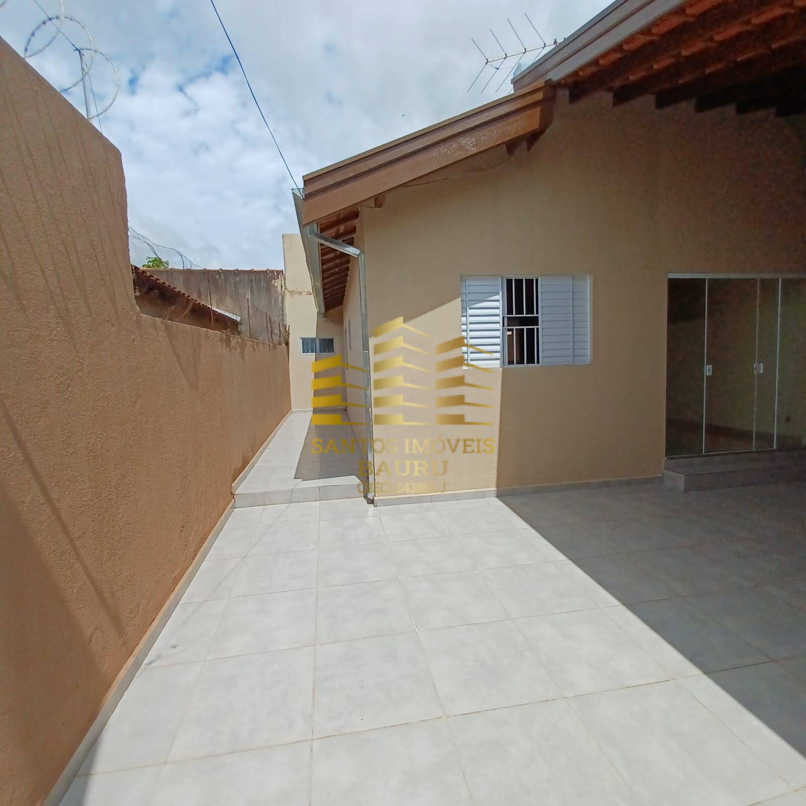 Casa à venda com 4 quartos, 140m² - Foto 4