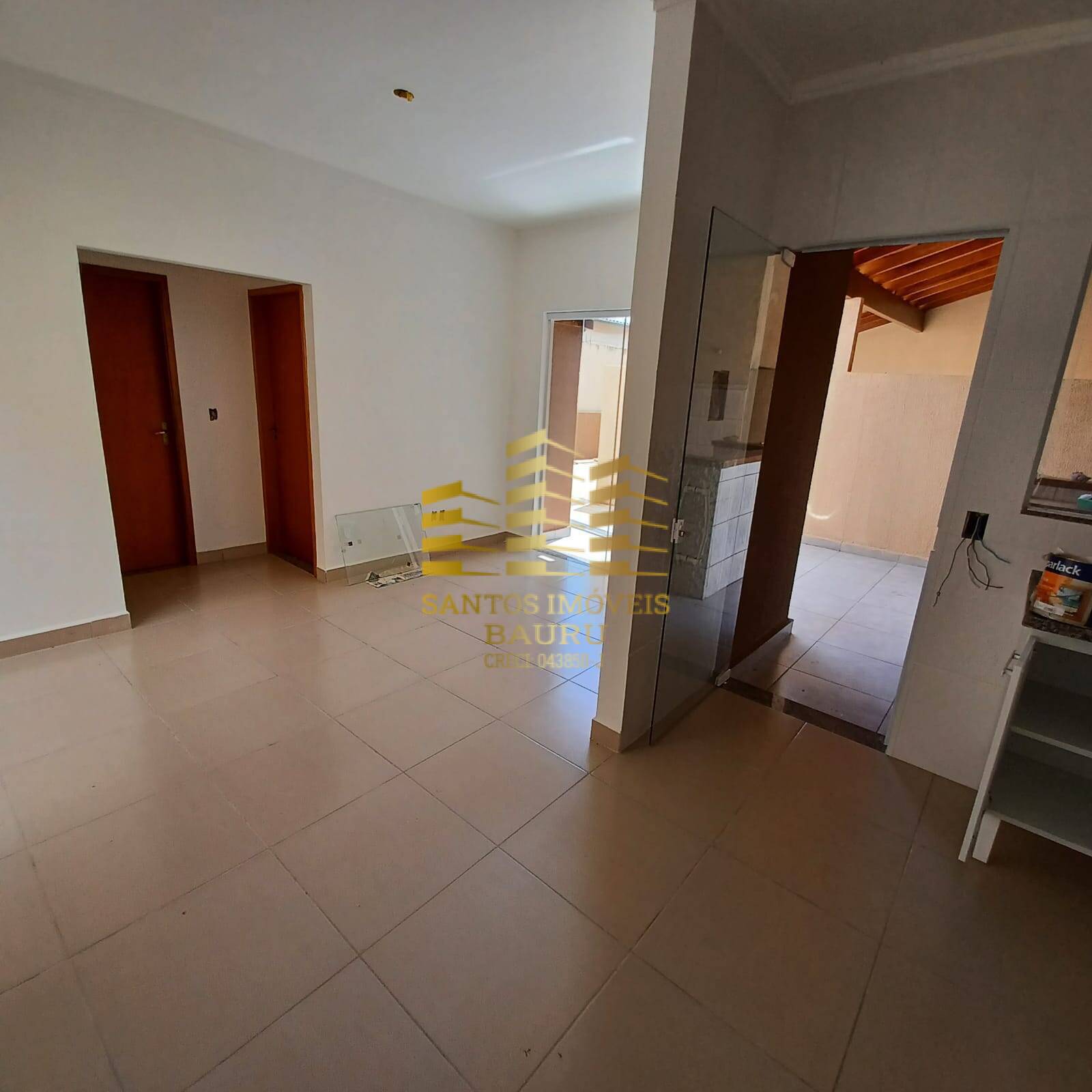 Casa à venda com 4 quartos, 140m² - Foto 15