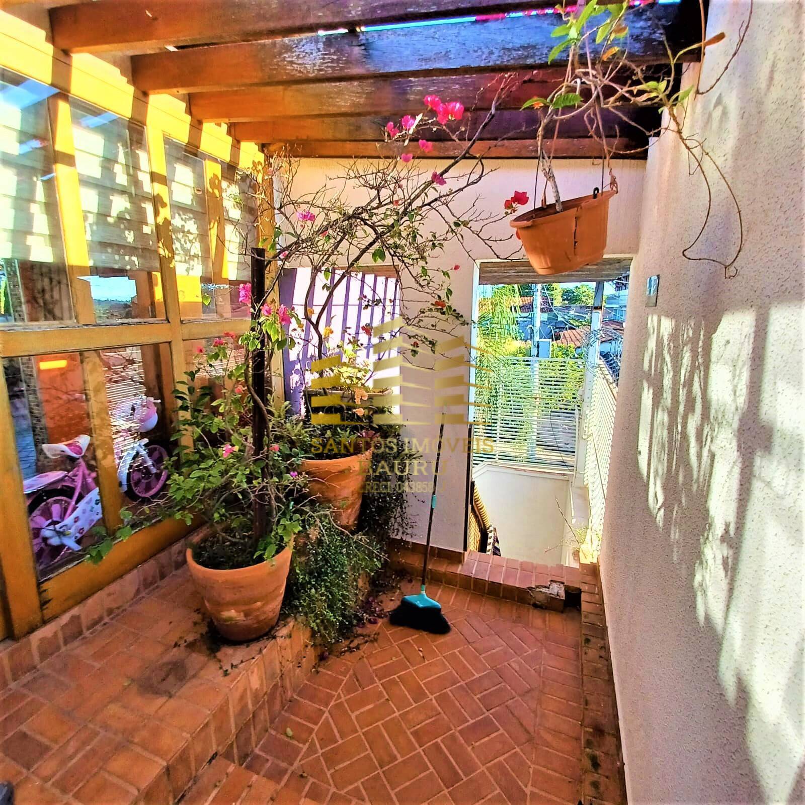 Casa à venda com 3 quartos, 200m² - Foto 25