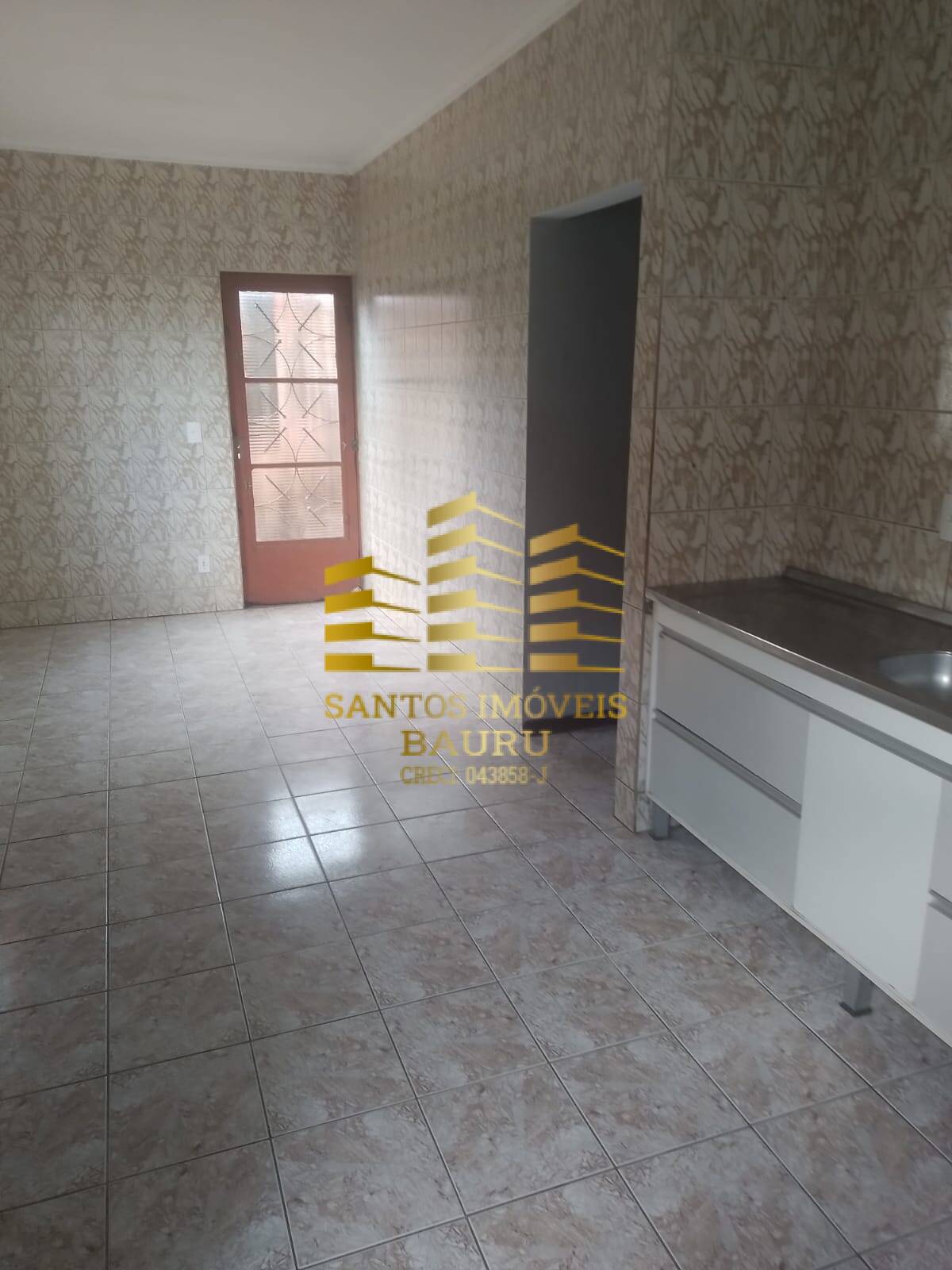 Casa à venda com 4 quartos, 179m² - Foto 4