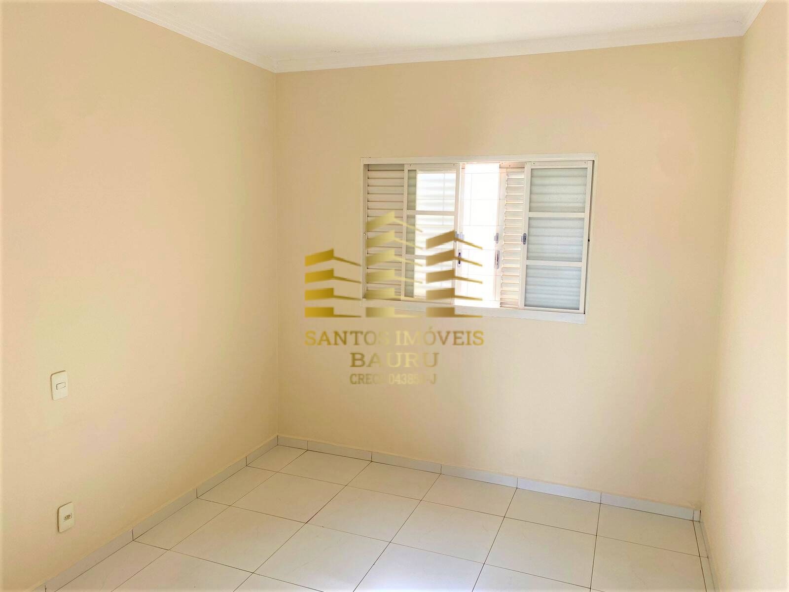 Casa à venda com 5 quartos, 200m² - Foto 8