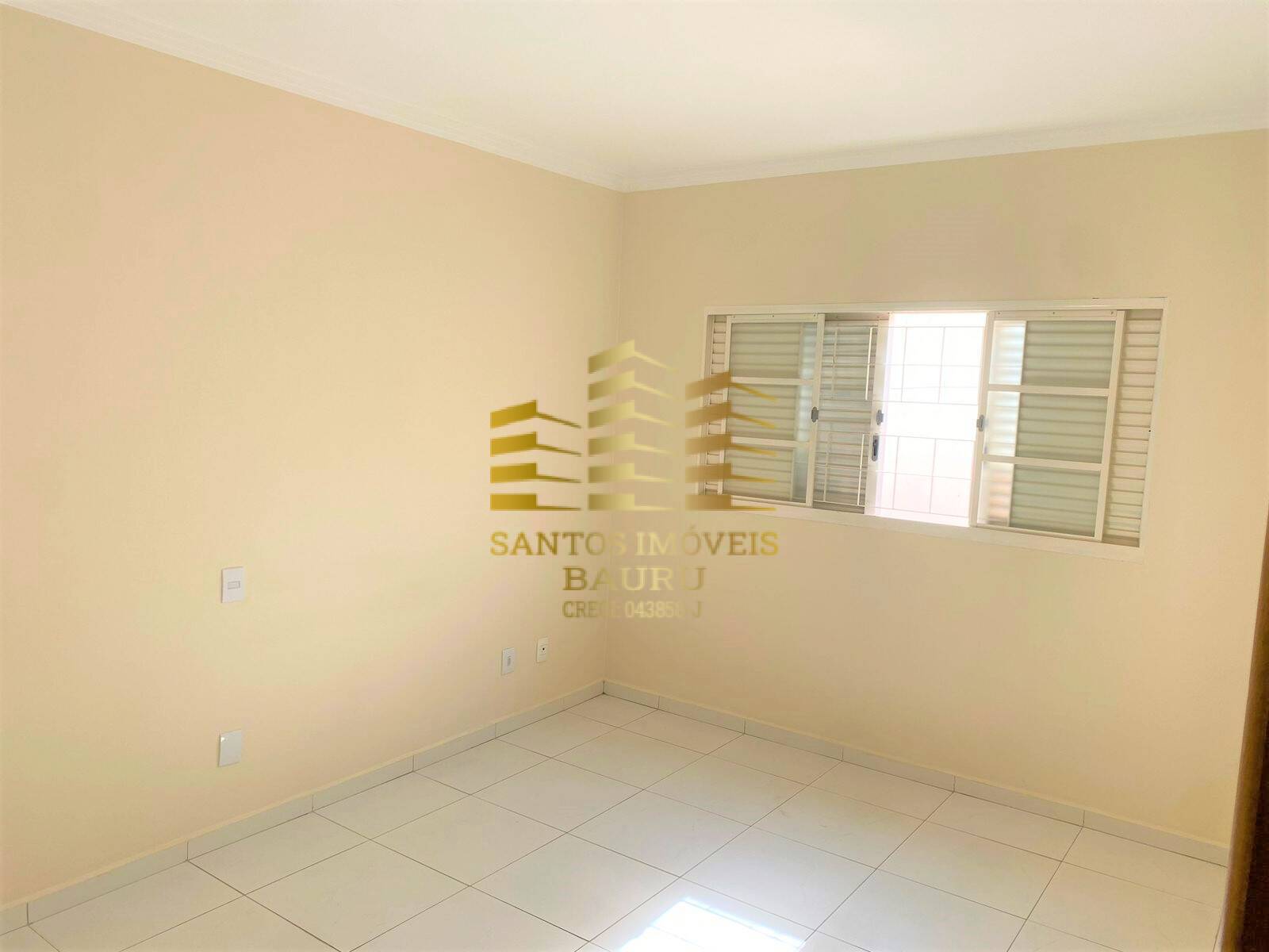 Casa à venda com 5 quartos, 200m² - Foto 12