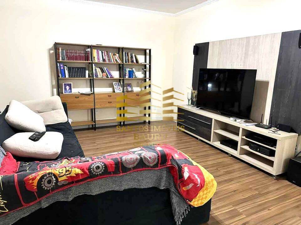 Casa à venda com 3 quartos, 140m² - Foto 1