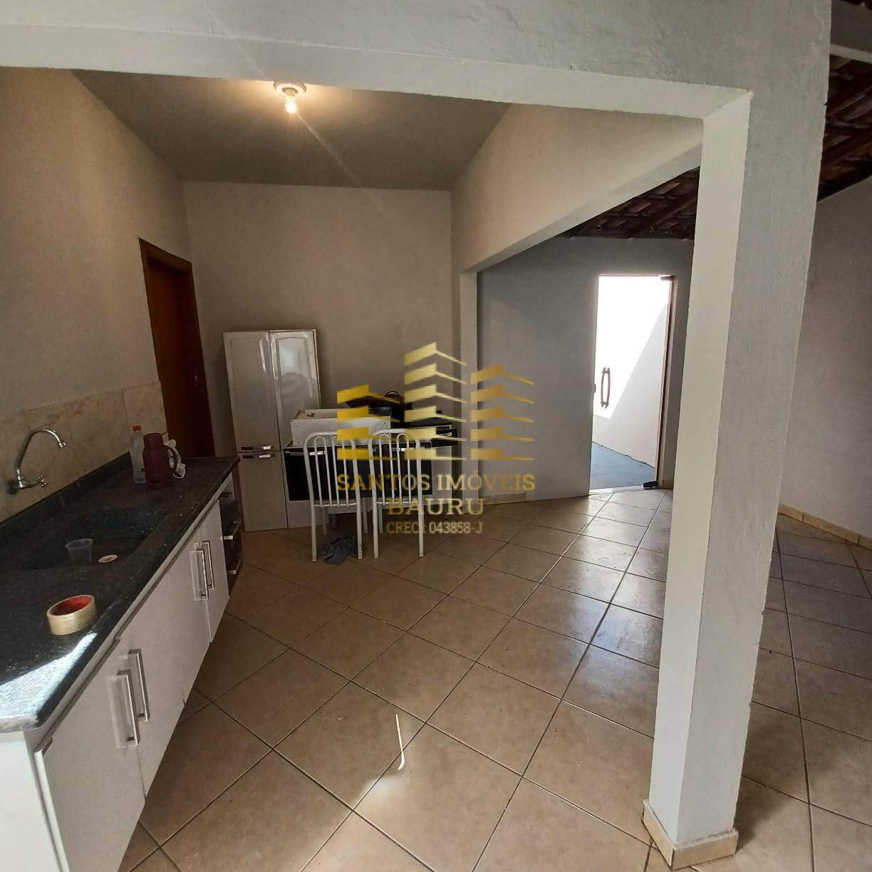 Casa à venda com 2 quartos, 120m² - Foto 6