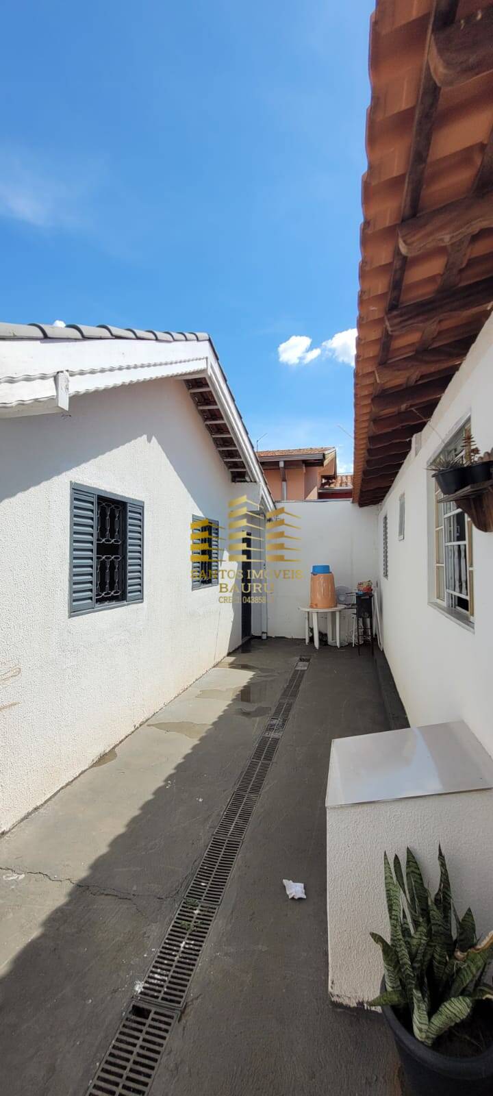 Casa à venda com 4 quartos, 120m² - Foto 3