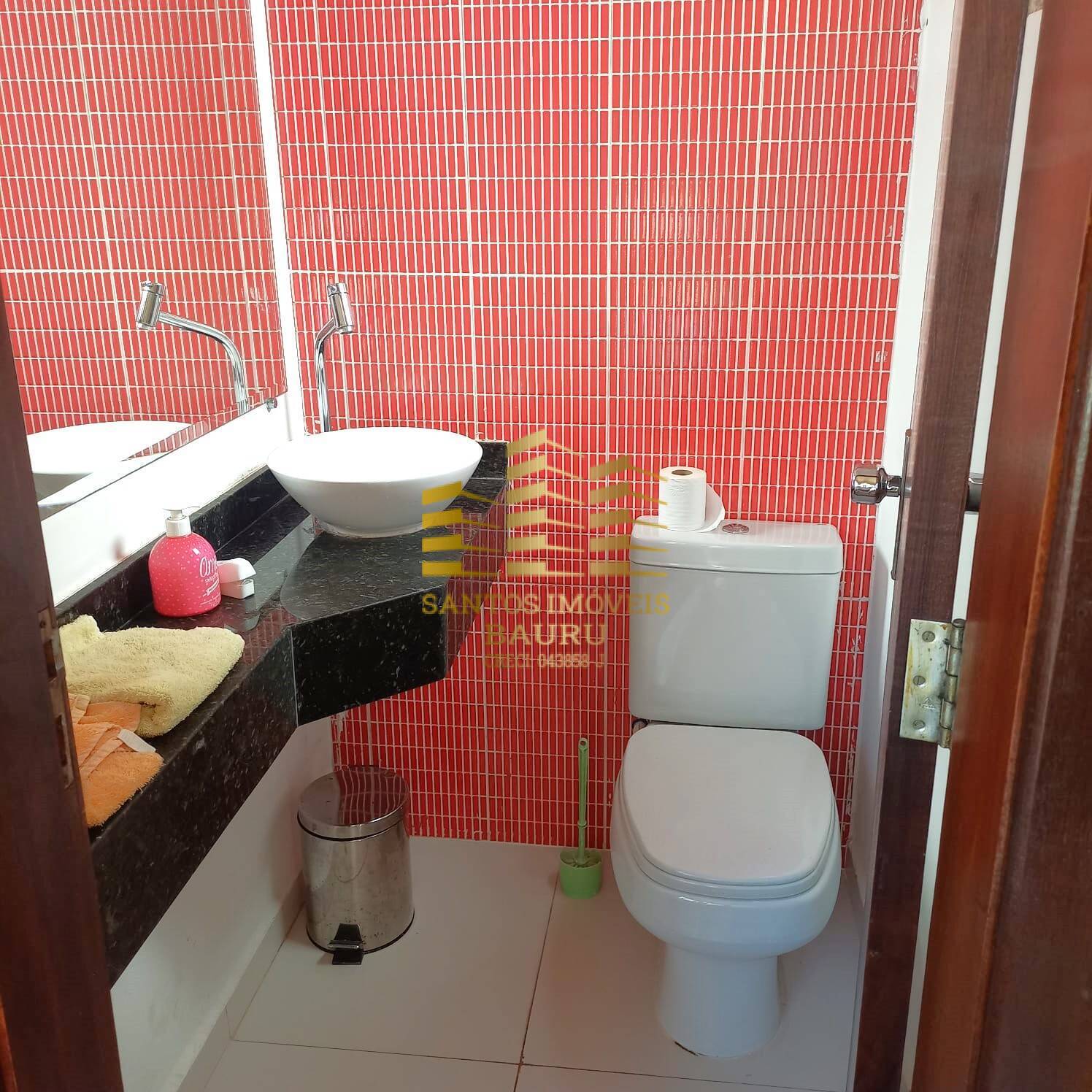 Casa à venda com 3 quartos, 211m² - Foto 20