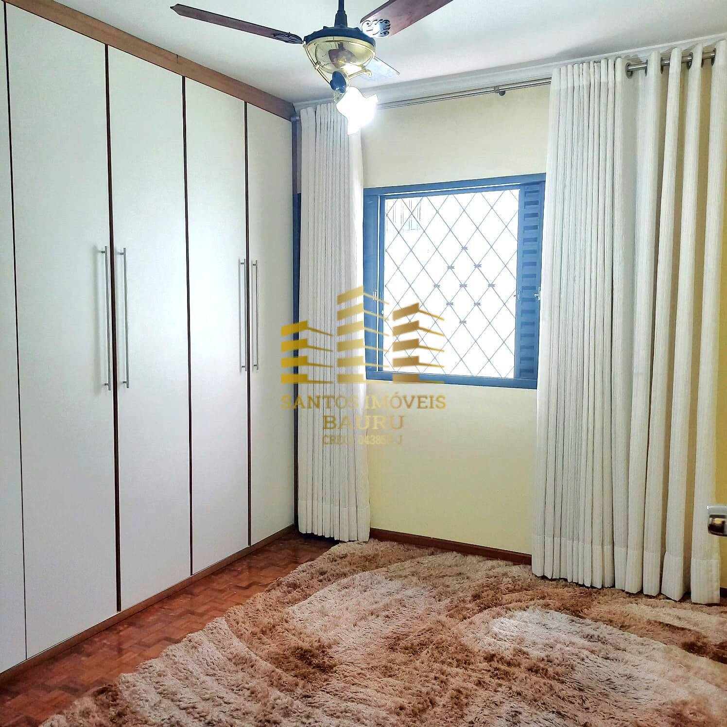 Casa à venda com 3 quartos, 211m² - Foto 25