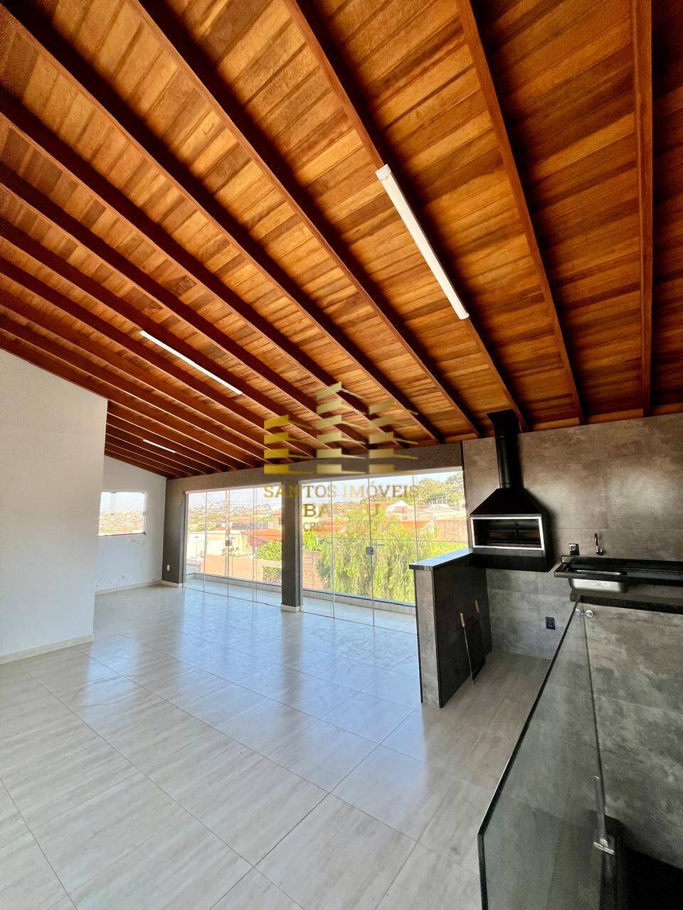 Casa à venda com 3 quartos, 218m² - Foto 17