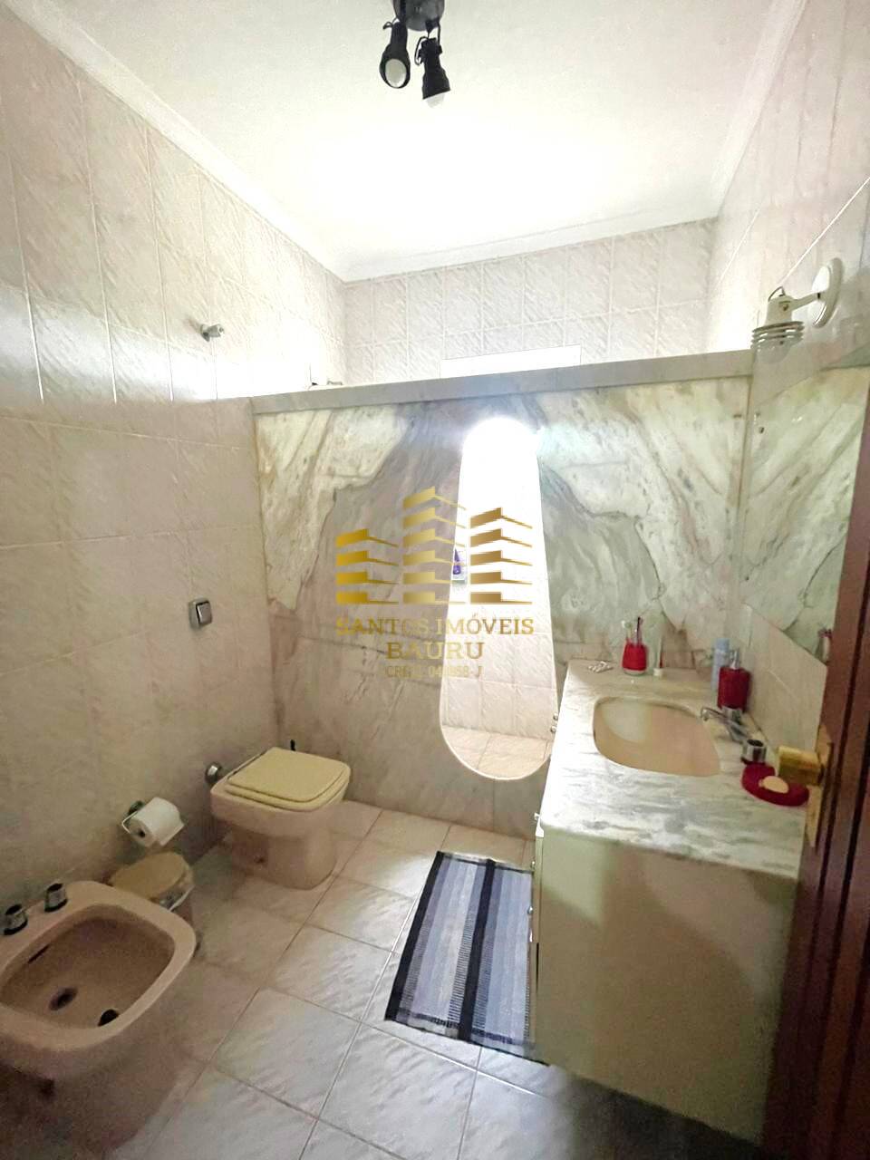 Sobrado à venda com 4 quartos, 299m² - Foto 14