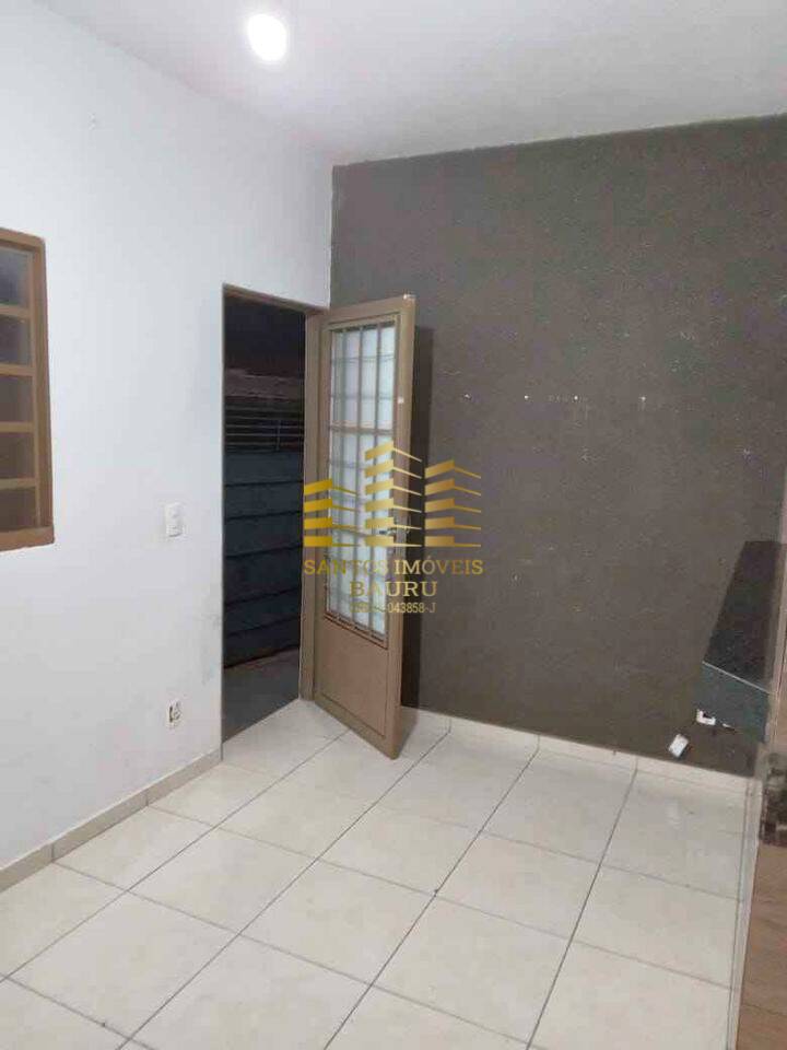 Casa à venda com 2 quartos, 50m² - Foto 2