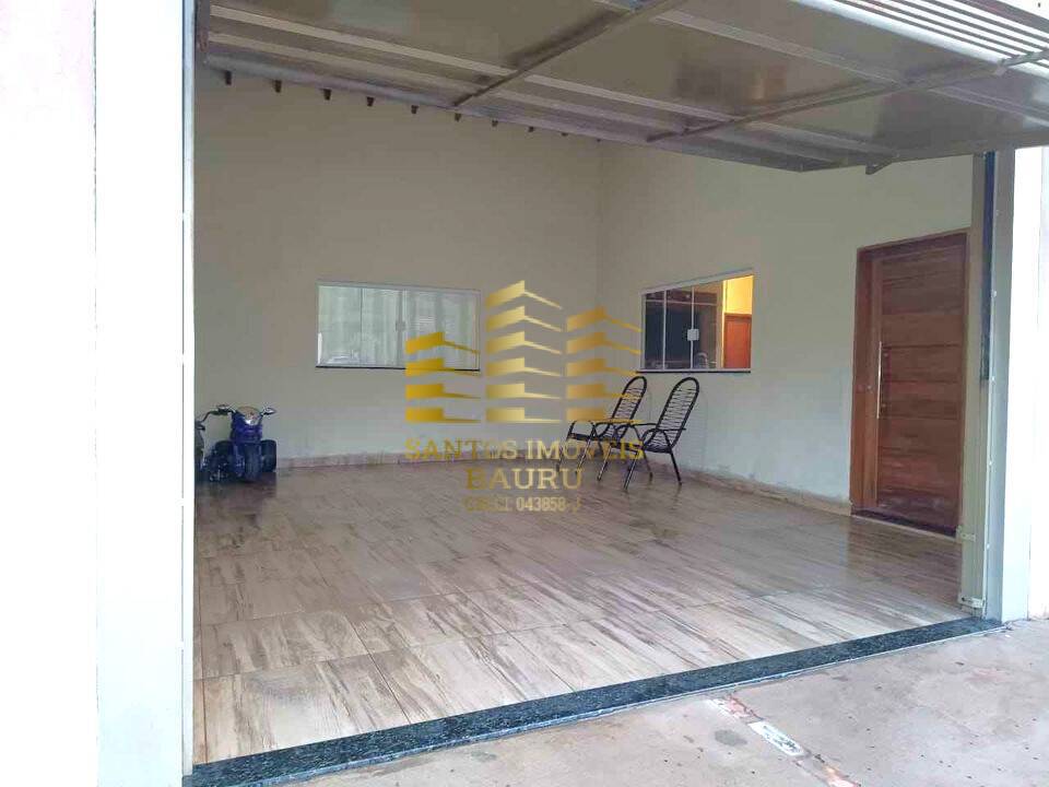 Casa à venda com 3 quartos, 135m² - Foto 1