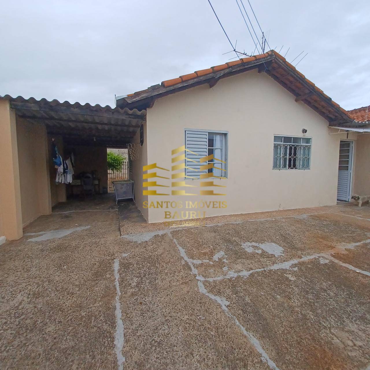 Casa à venda com 2 quartos, 80m² - Foto 1