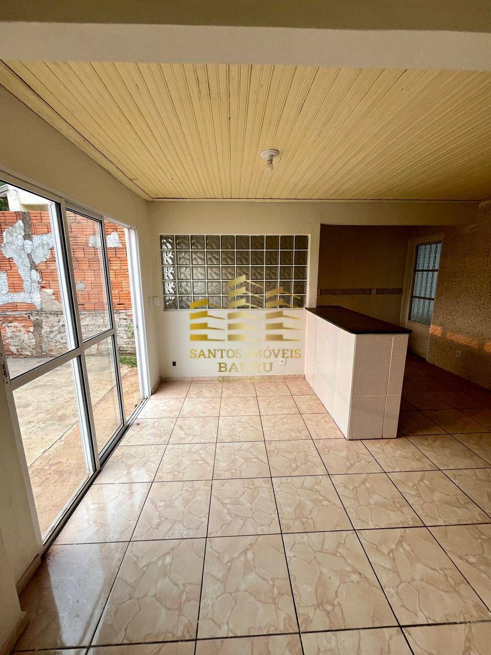 Casa à venda com 2 quartos, 70m² - Foto 5