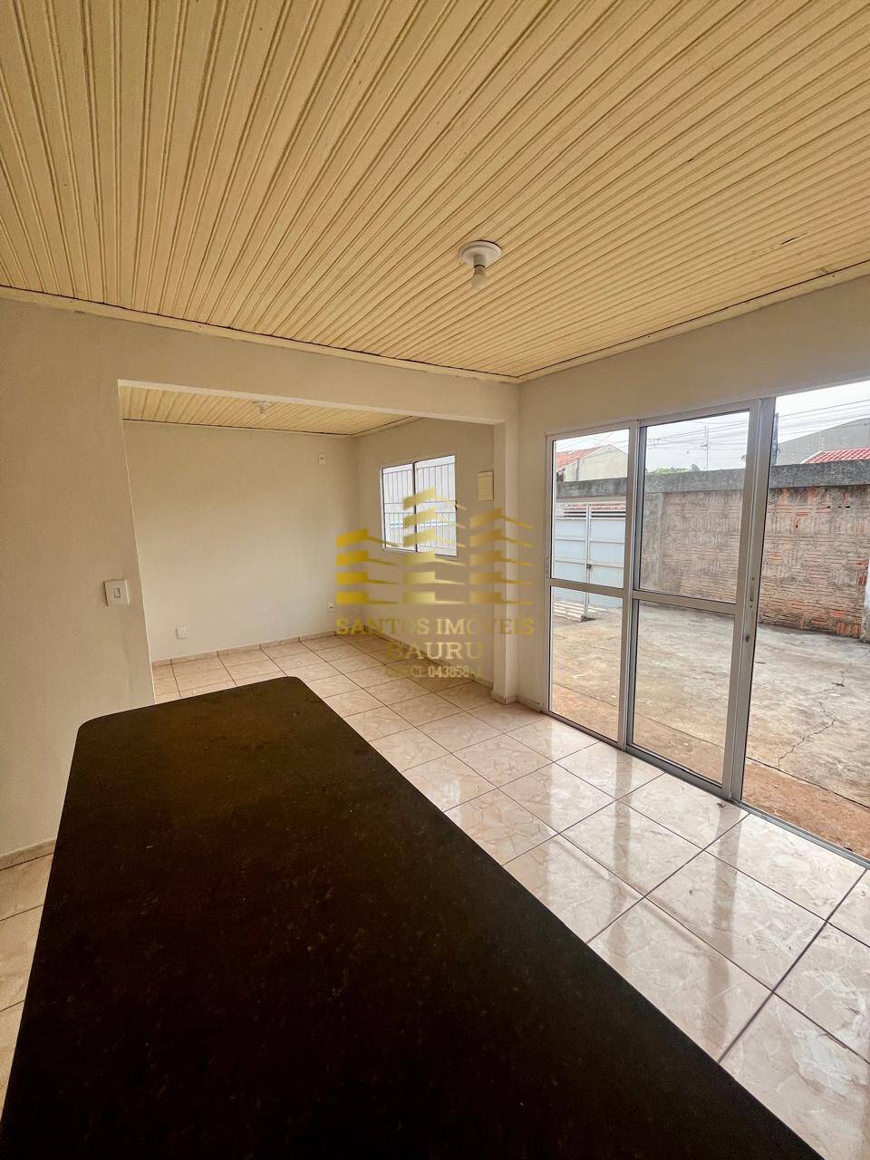 Casa à venda com 2 quartos, 70m² - Foto 6