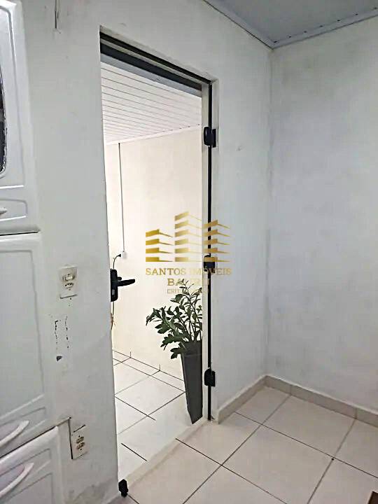 Casa à venda com 2 quartos, 120m² - Foto 5