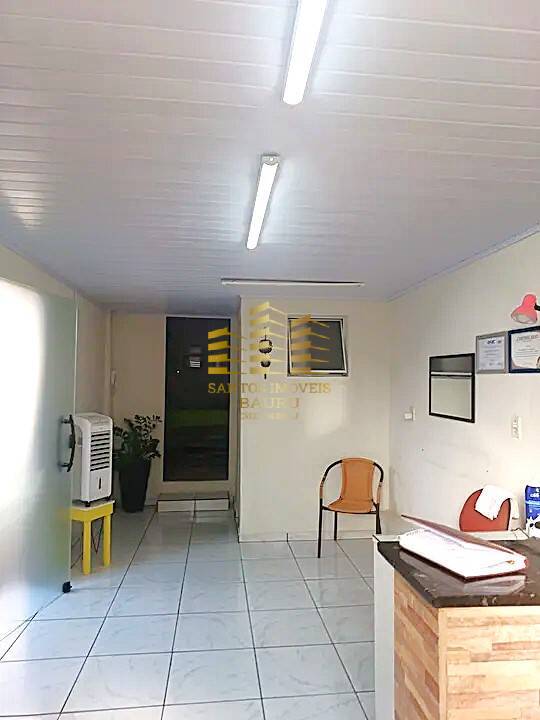 Casa à venda com 2 quartos, 120m² - Foto 1