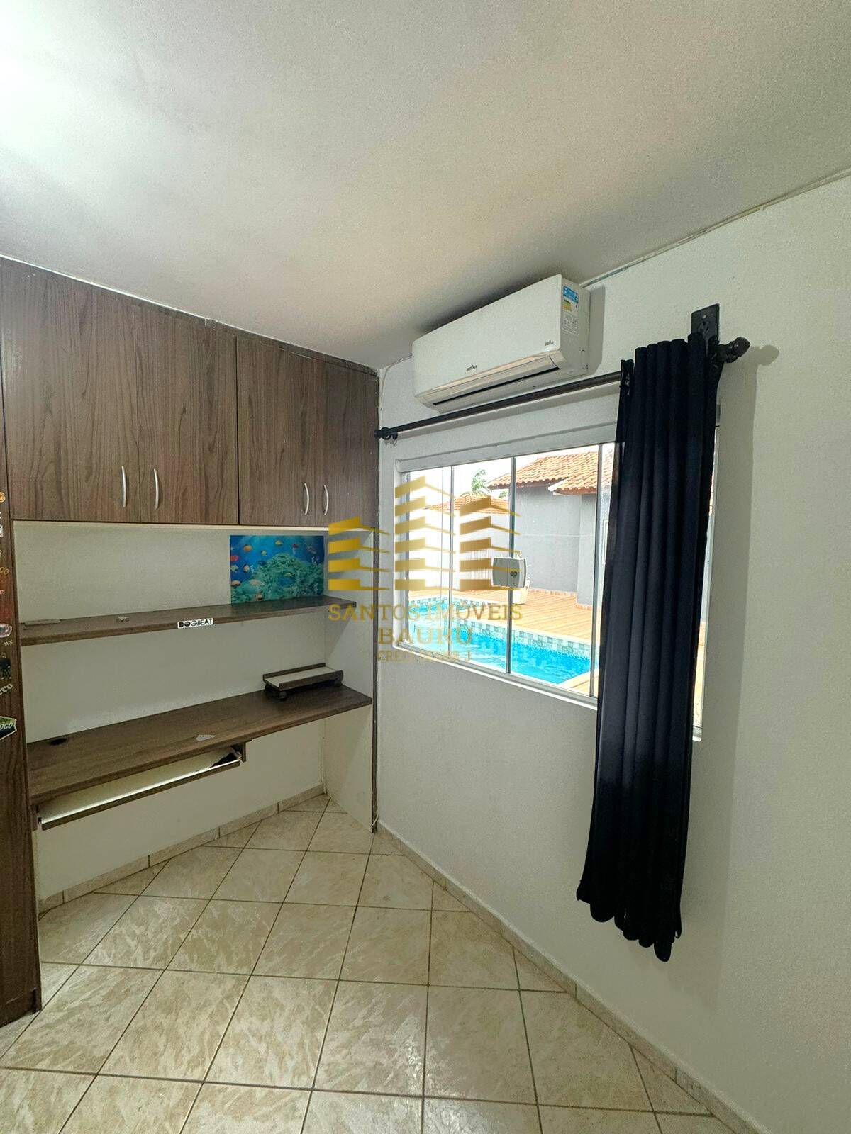 Casa à venda com 4 quartos, 275m² - Foto 13