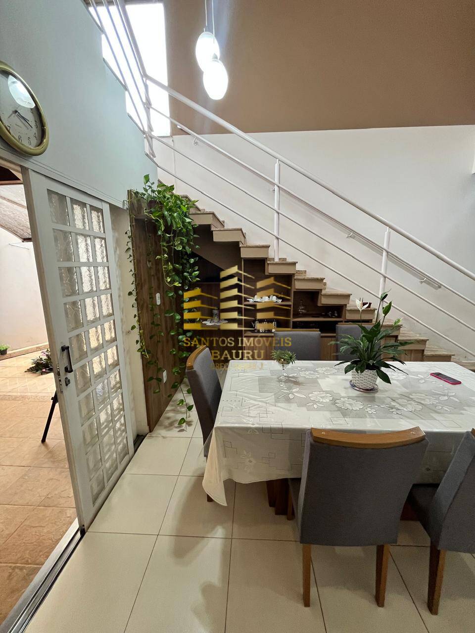 Casa à venda com 3 quartos, 213m² - Foto 9